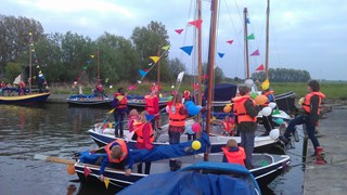 Gondelvaart bij Pinksterkamp